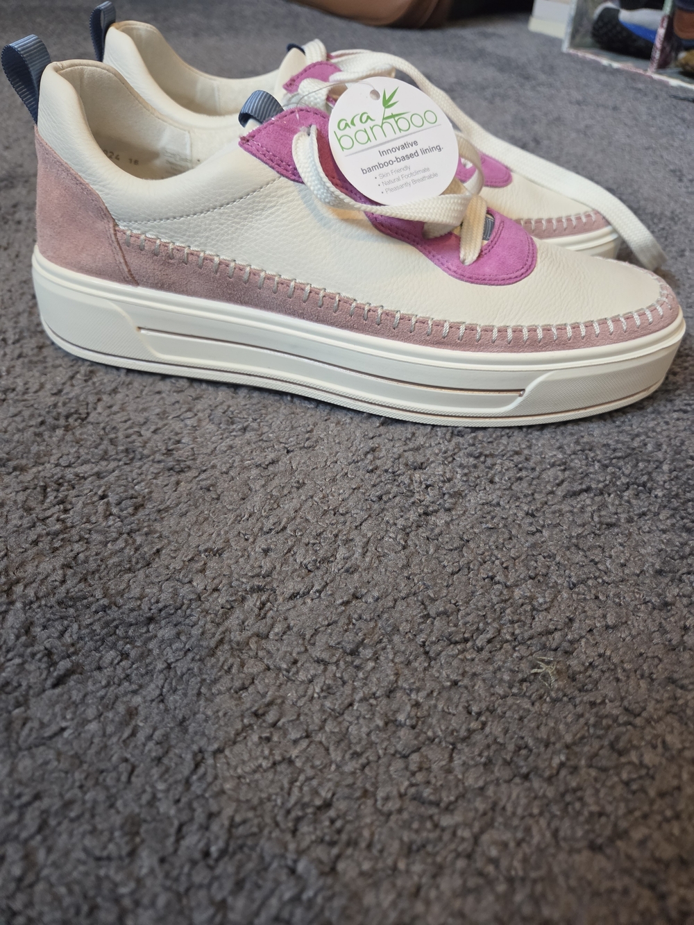 Ara Corsica Sneaker